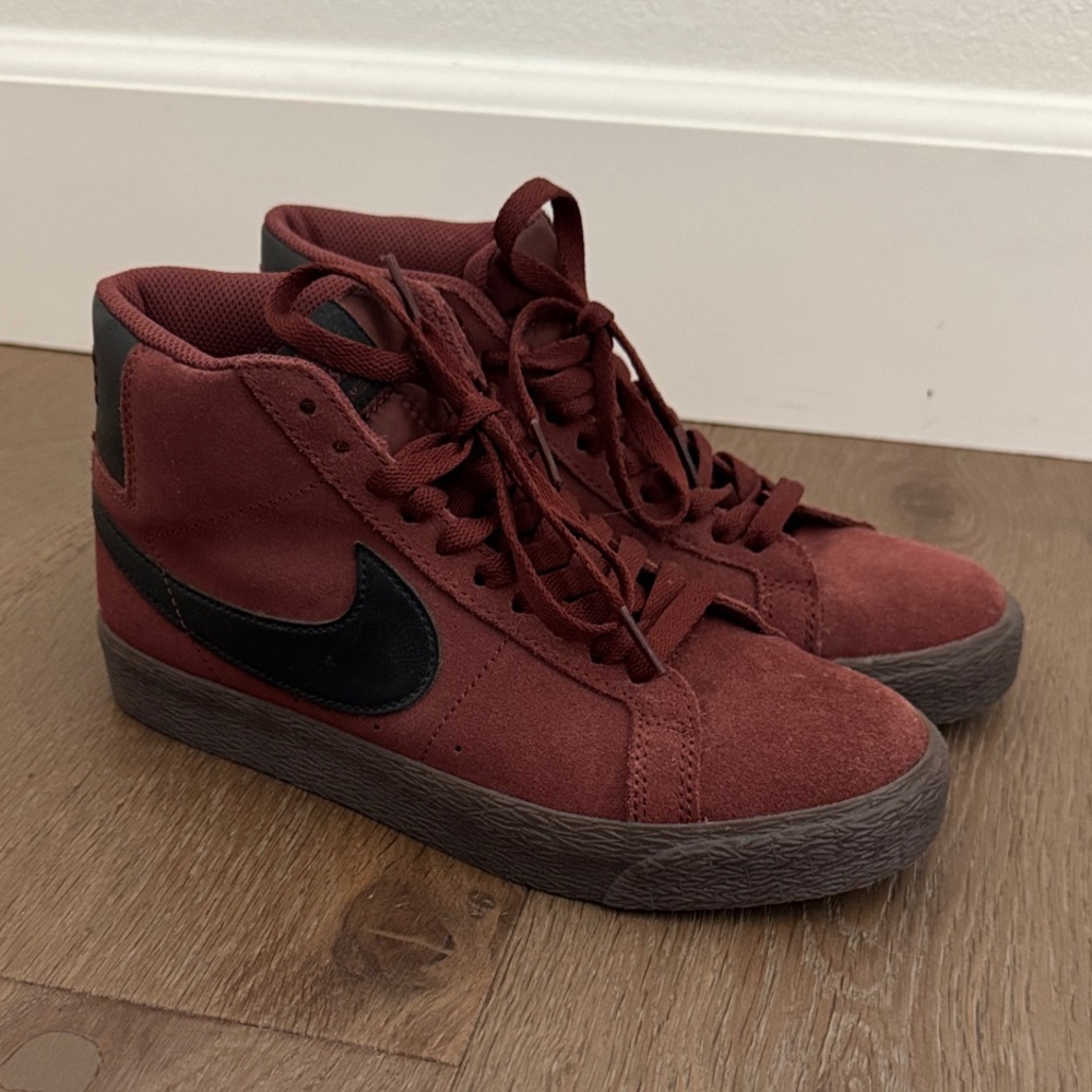 Nike Burgundy High-Top Sneakers with Black Swoosh